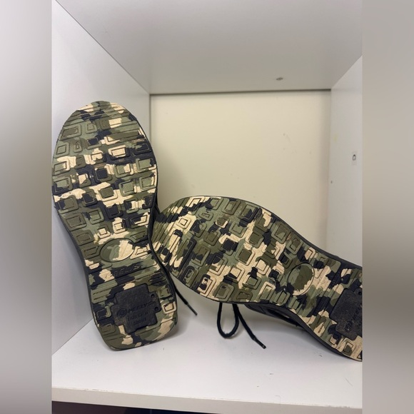 Heelys Force Sneakers Size 5 Youth Camouflage Black Green - Picture 7 of 8